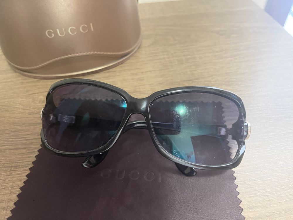 Óculos de sol Gucci preto
