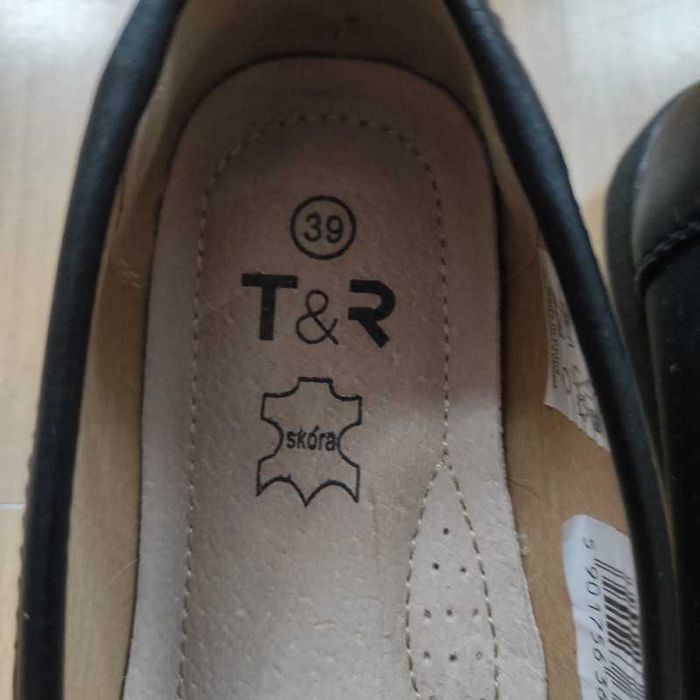 Buty damskie 39-mokasyny