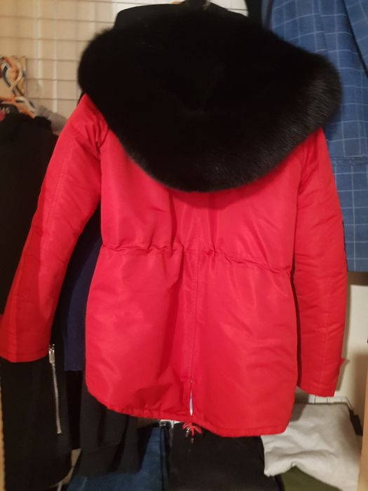 Тепла парка з натуральним хутром 38-42 (S) розмір