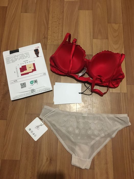 Набір,лот,комплект білизни бюстгальтер + трусики+ колготки 4 L 46-48 р