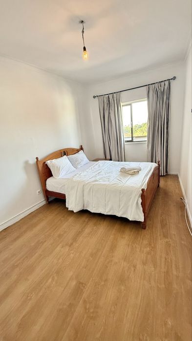 Quarto pra casal margem sul em barreiro