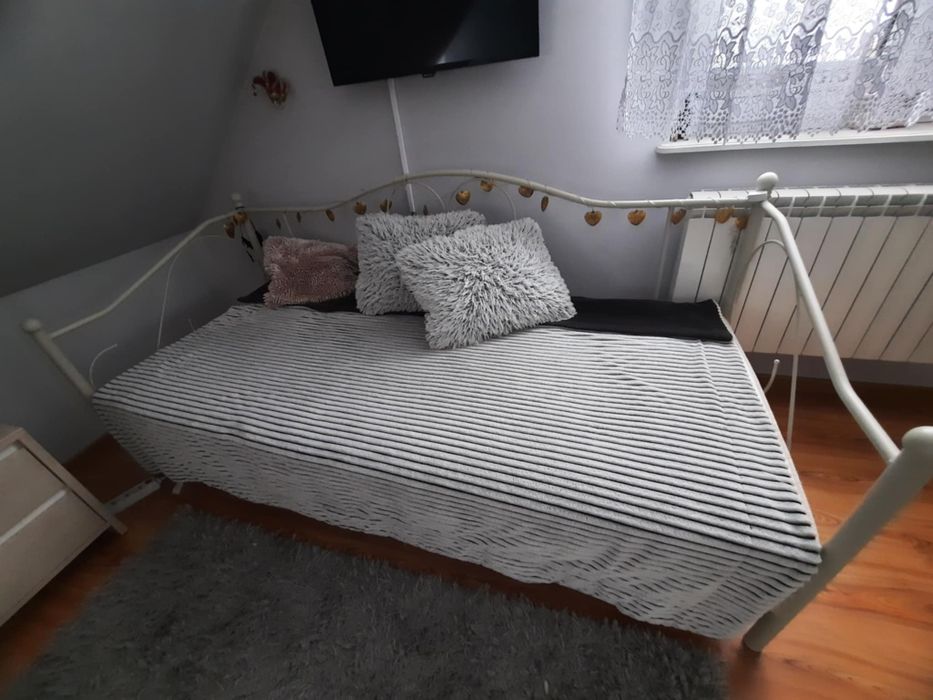 Łóżko z materacem Janpol  90x200 cm