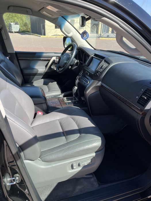 Land Cruiser 200  2009 4,5 дизель