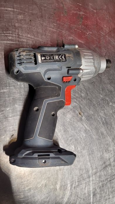 Zestaw Zakrętarka i Klucz udarowy Graphite+bateria 2AH