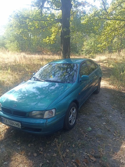Продам Toyota Carina e