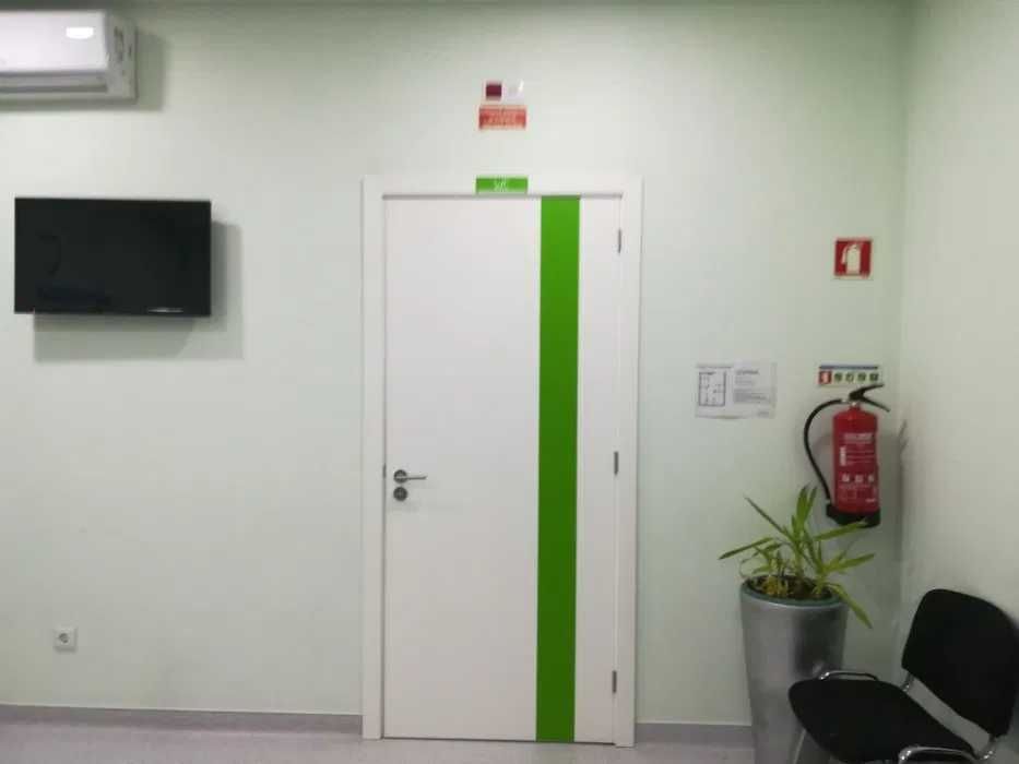 Clínica Médica Multidisciplinar em Funcionamento para Trespasse/Venda