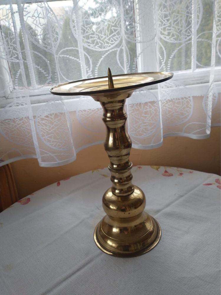 Mosiężny świecznik 30 cm wysokości
