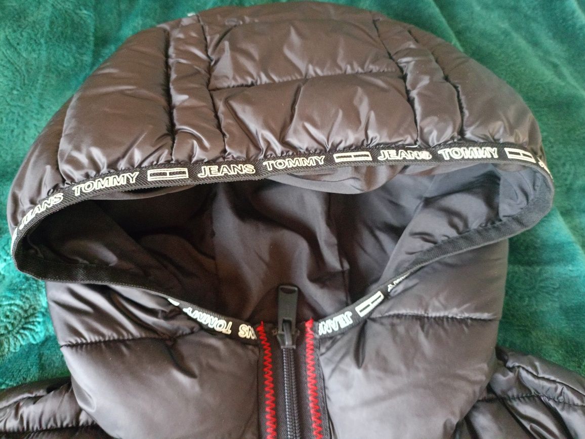 Nowa, oryginalna kurtka Tommy Hilfiger przejściowa r.S