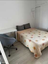686591 - Quarto com cama de casal em apartamento com 3 quartos