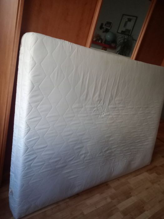 Oddam materac za darmo REZERWACJA