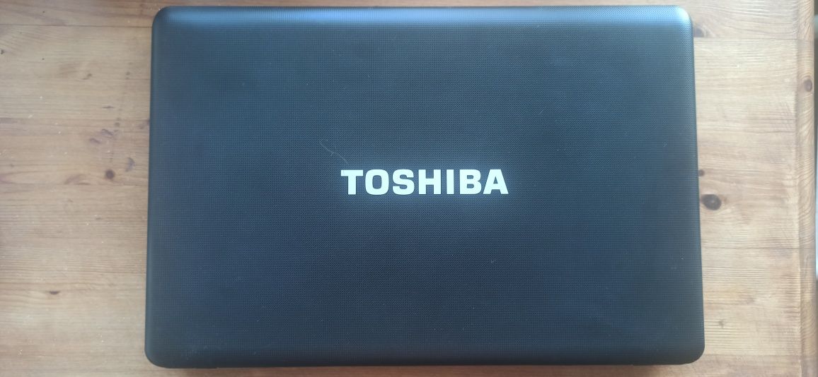 Sprzedam laptop Toshiba – gotowy do pracy!