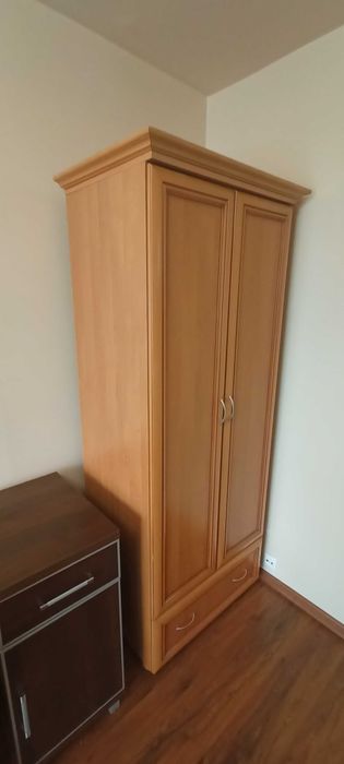 Pojemna Szafa na ubrania 202x77