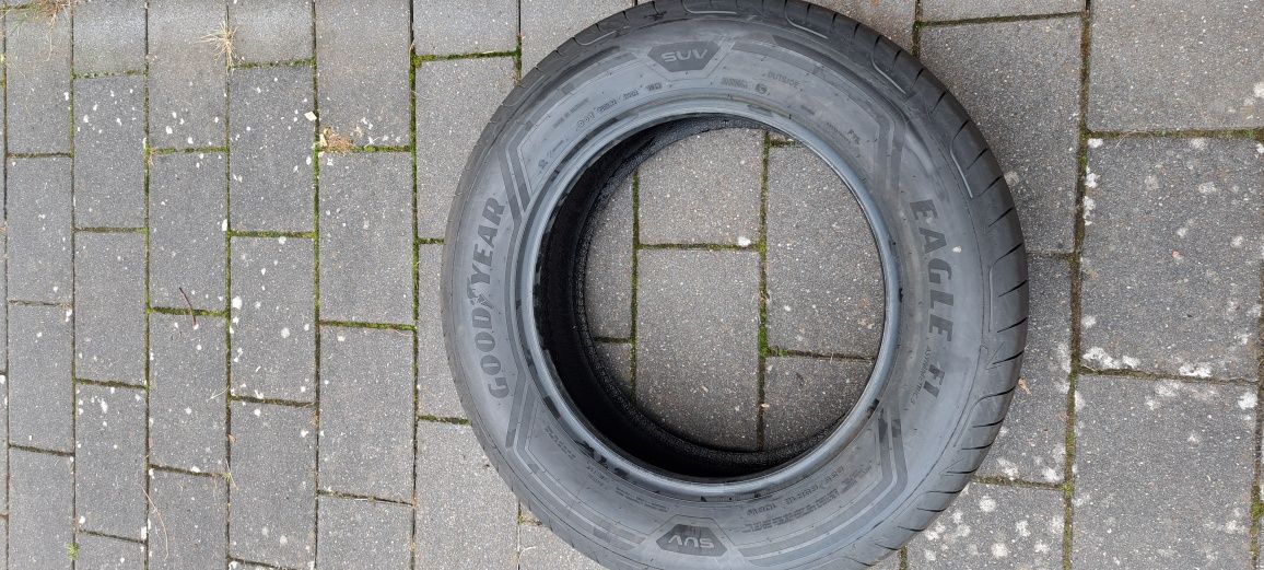 4x opona 235/65 R18 GOODYEAR  Eagle f1  Asymmetric 3