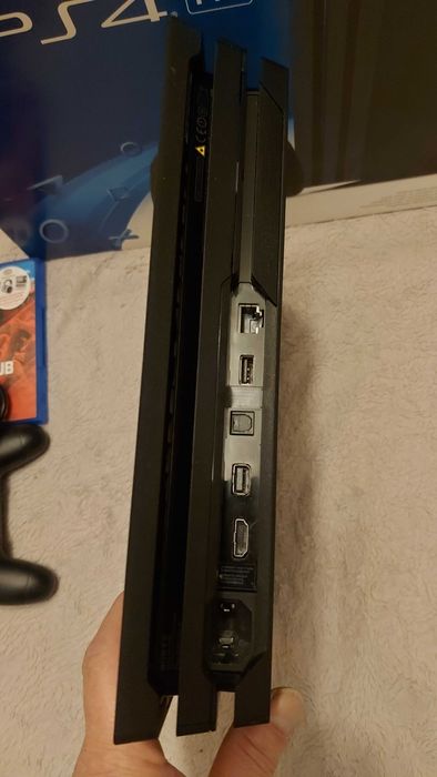 Konsola PS4 PRO Sony PlayStation 4 Pro 1TB 7016b PAD