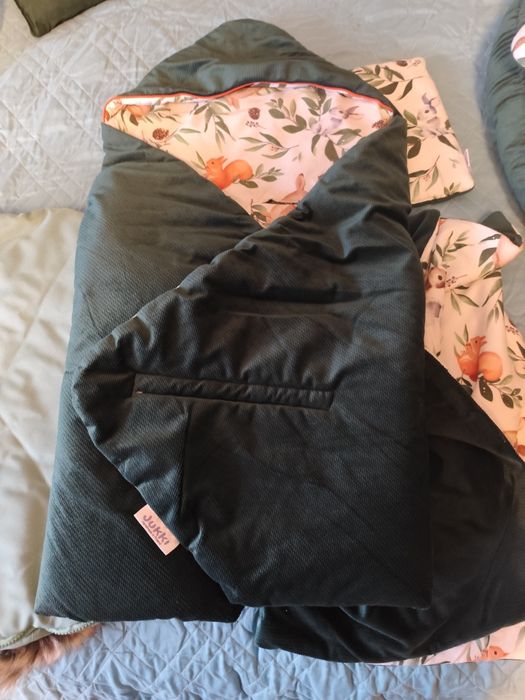 Śpiwór do fotelika samochodowego