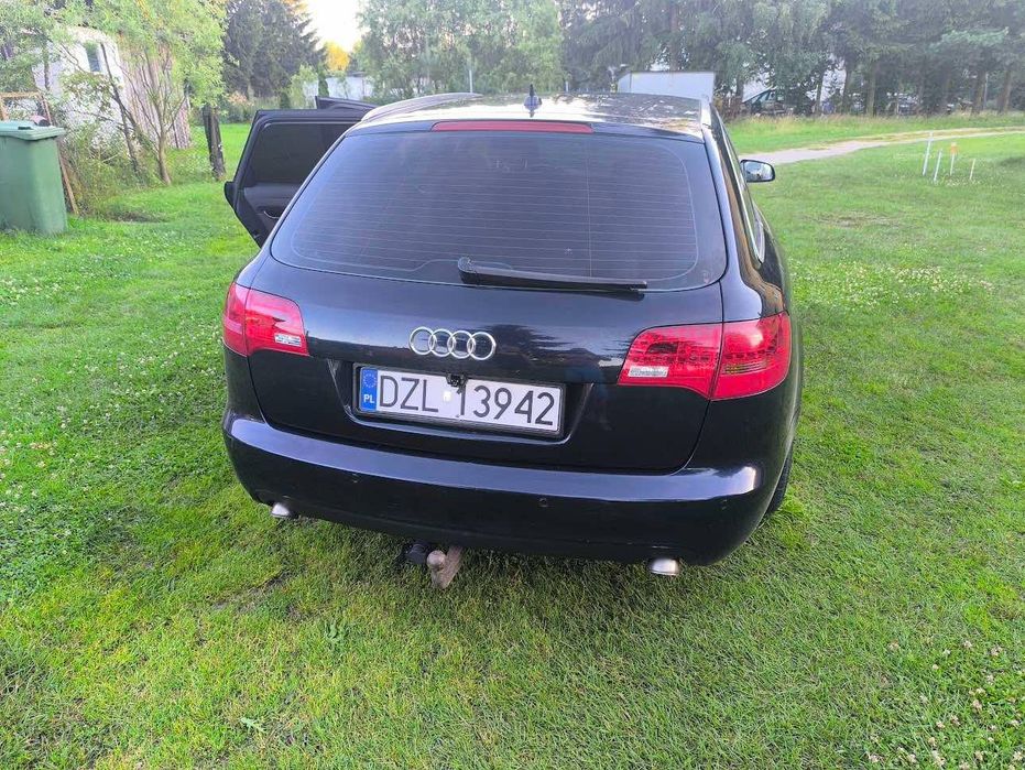 Samochód Audi a 6 c 6