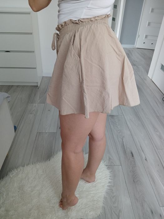 Beżowe spódnicospodenki Shein M hit