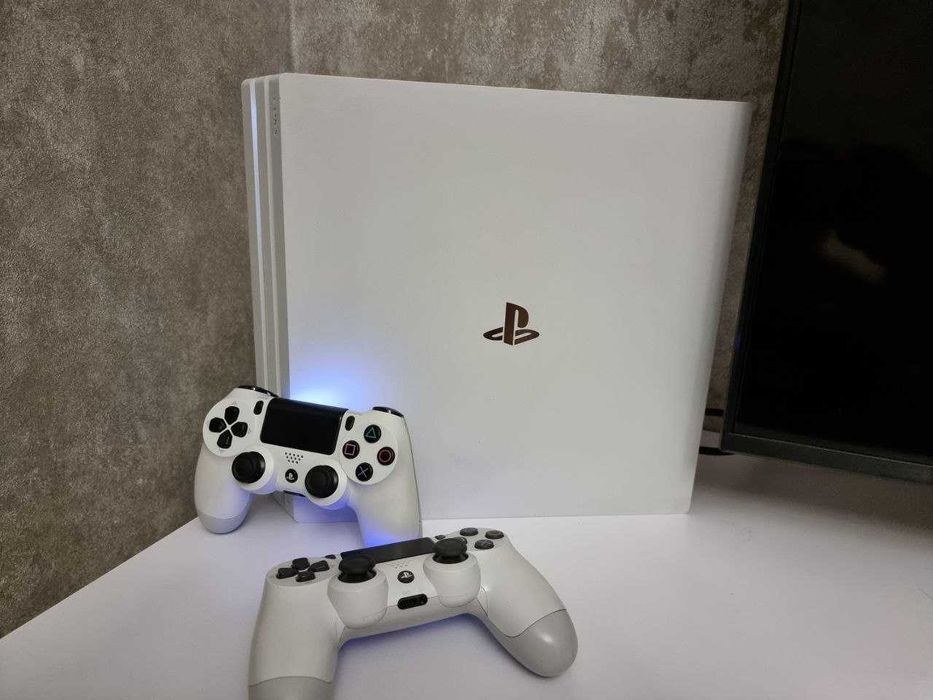 Playstation 4 pro 1 TB Б/У White (Біла) Рідка модель!