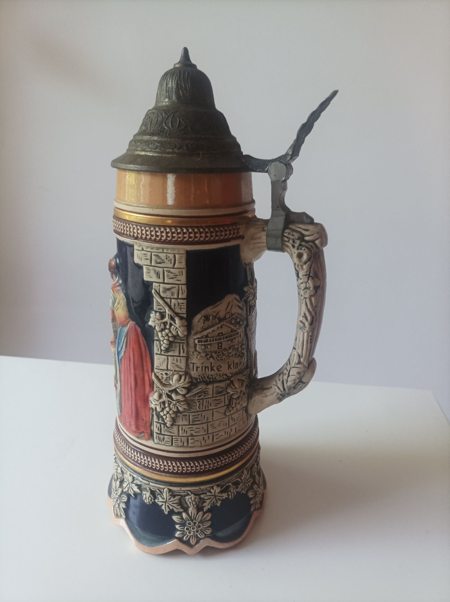 Caneca alemã com música