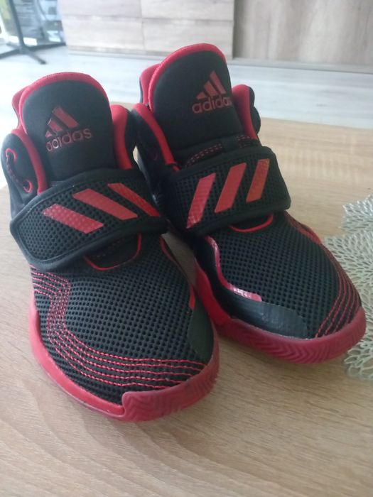 Nowe buty za kostkę firmy adidas