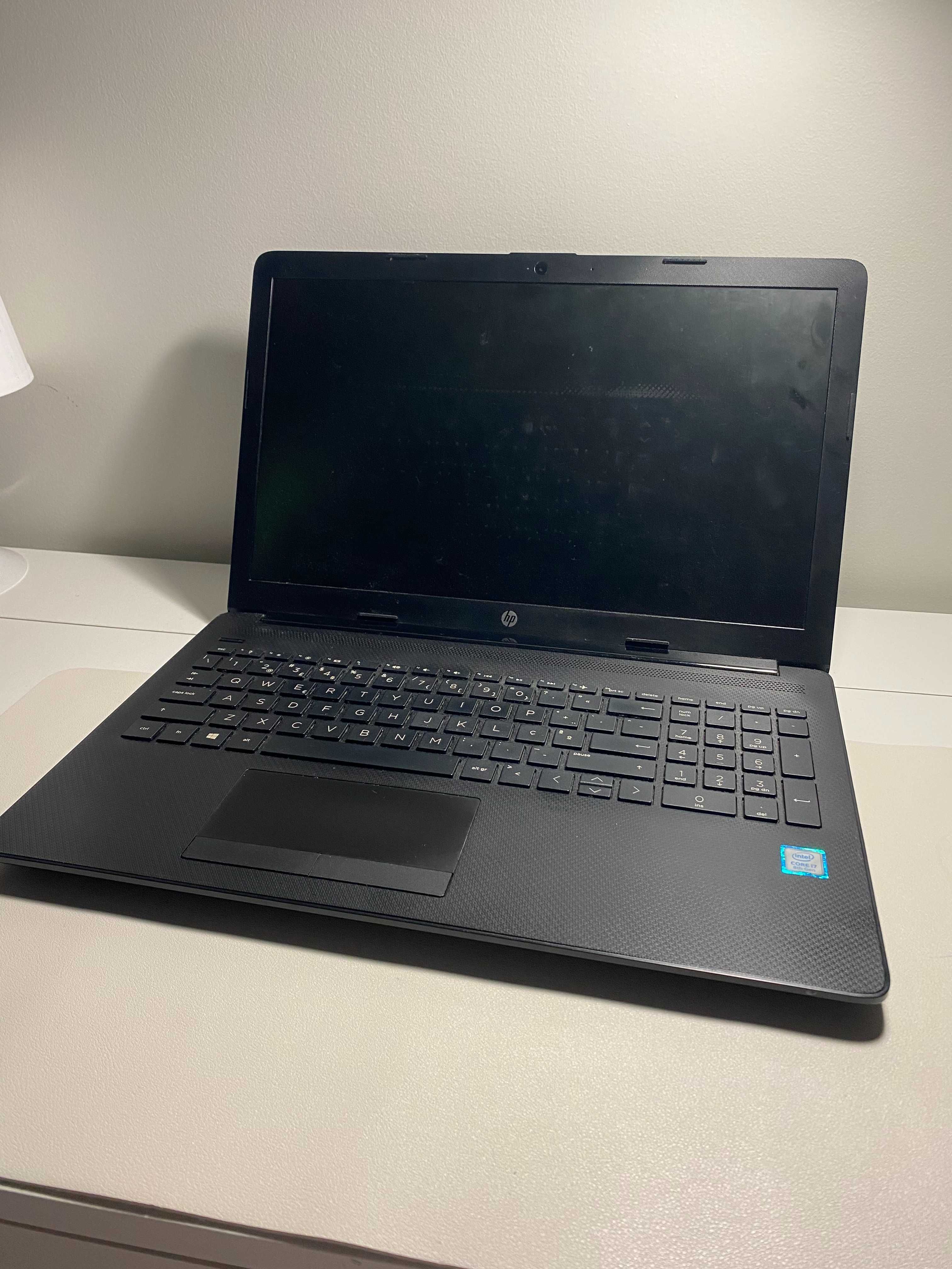 Computador Portátil HP 15-da1045np | 15,6'' | i7-8565U | 8GB | 256GB