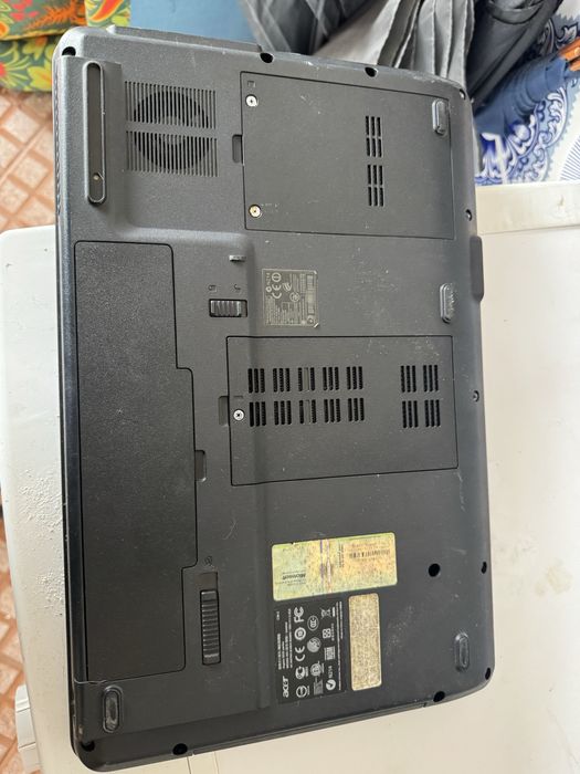 Laptops, Keyboard, and Car Radio64550780705026124