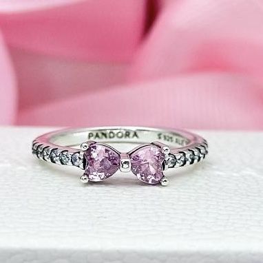 Срібна каблучка "Рожевий бант" Pandora (Пандора) 193510C01