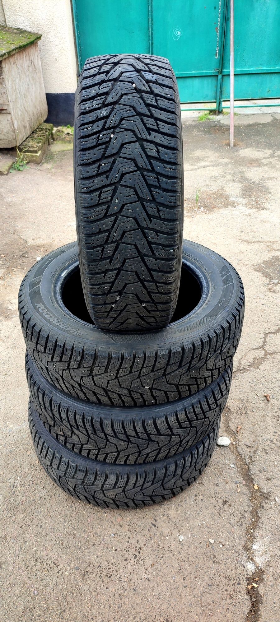 Резина зима Hankook 205/60/16