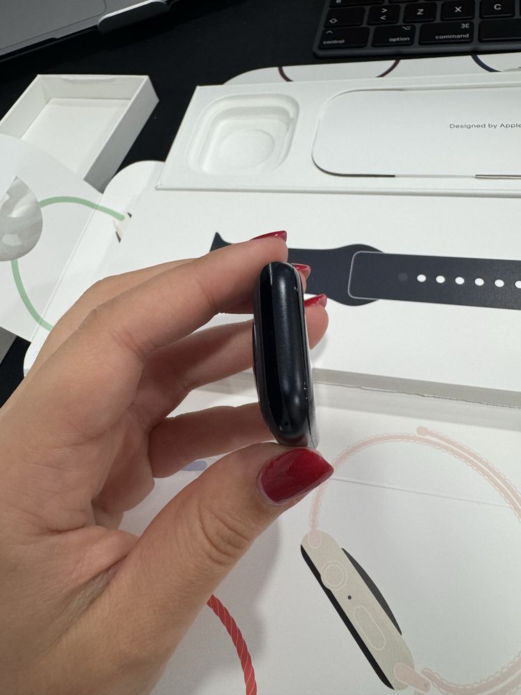 Apple Watch SE Gen 2 44mm GPS