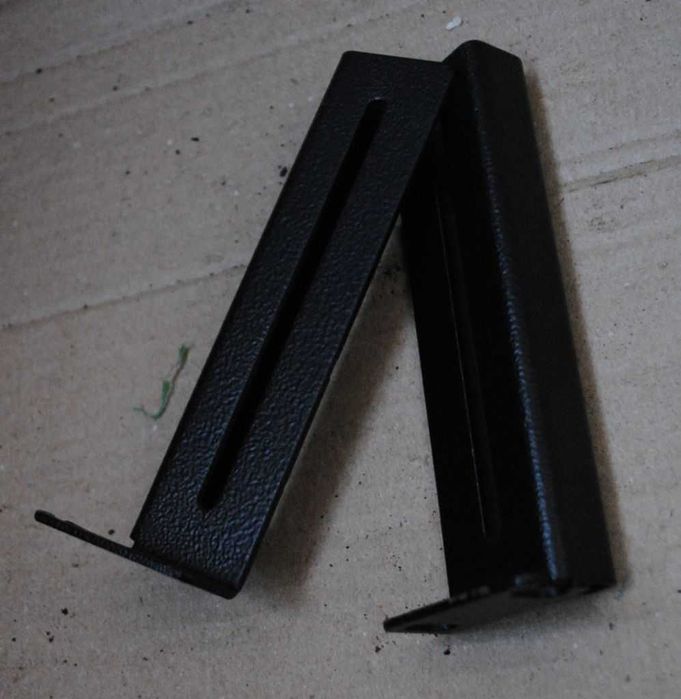 Лапи чорні для стаціонарної серверної полиці, в комплекті 2 шт