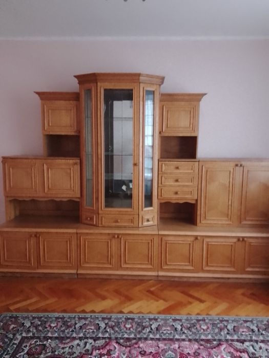 Стінка у вітальню