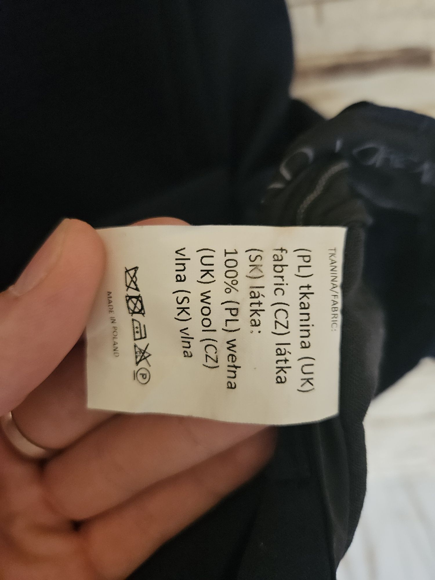 Garnitur granatowy wełniany z fakturą Pako Lorente Super Slim