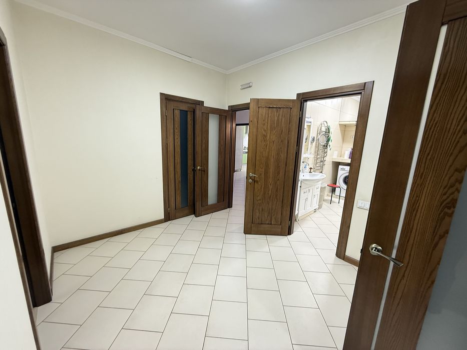 Продаю 4-к ЖК Адмирал 160м2