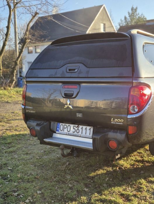 Mitsubishi L200 Intense Plus 2011 salon Polska