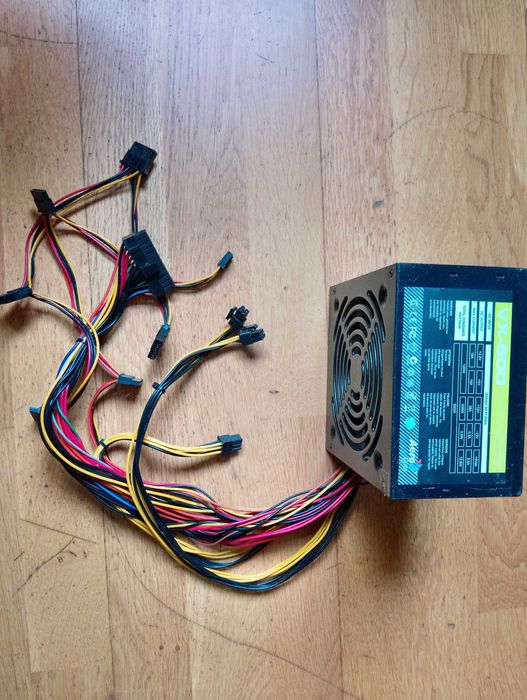 Блок живлення Aerocool VX-500(24+4+4, 6pin Video)(Працюючий!)