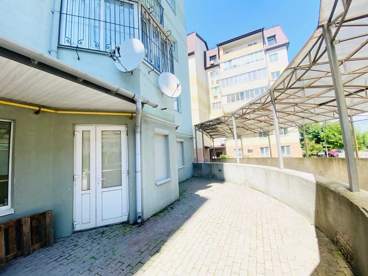 Здається комеційне приміщеня по вул. Івана Дяченка,20, 80м2, 1/8пов.