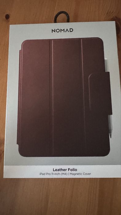 Etui skorzane Nomad Leather Folio do IPad Pro 11 M4 magnetic
