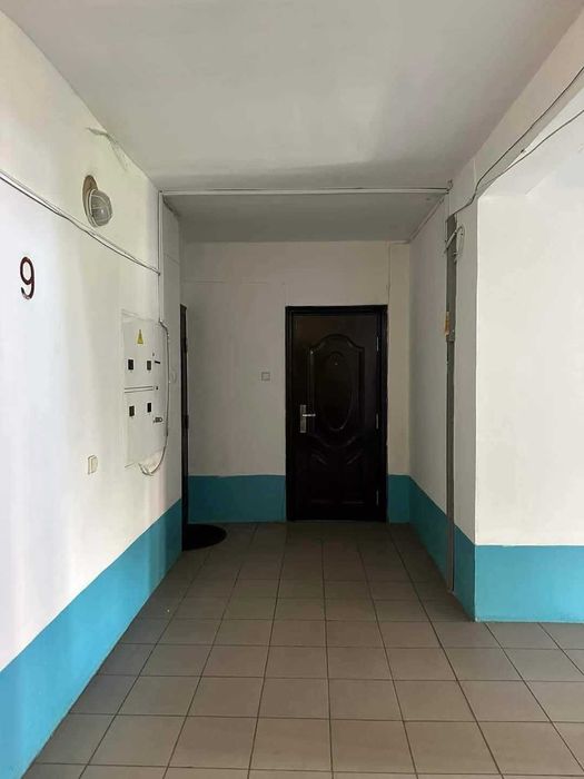 Продам 2 кімнатну великогабаритну квартиру на Кравчука