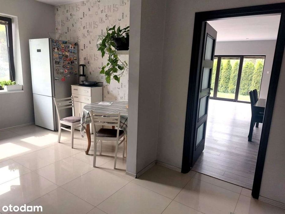 Przestronny dom z ogrodem w spokojnej okolicy