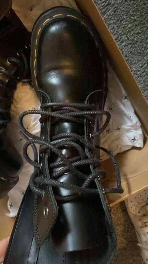 Botas Dr Martens plataforma Jadon 8 smooth black leather