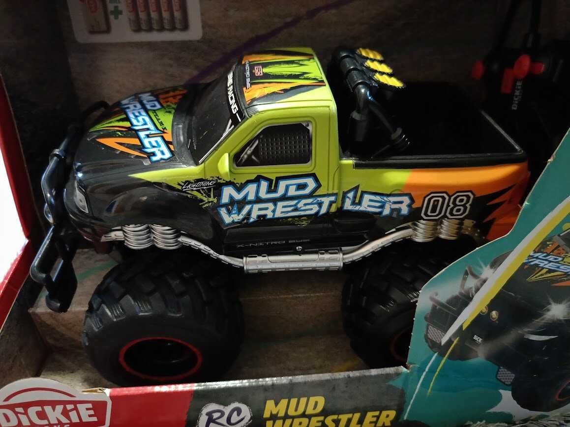 NOWY Samochód na pilota RC Dickie Toys Ford F150 Monster Truck
