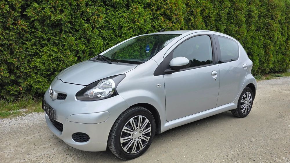 Toyota Aygo 1,0 benzyna 150 tys przebiegu bardzo ładna
