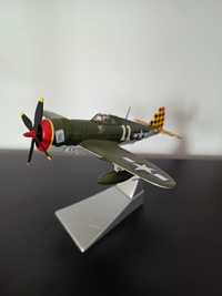 Samolot diecast corgi p47 1/72