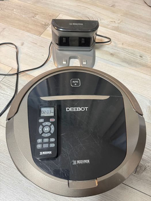 Робот-пилосос Ecovacs Deebot DM81