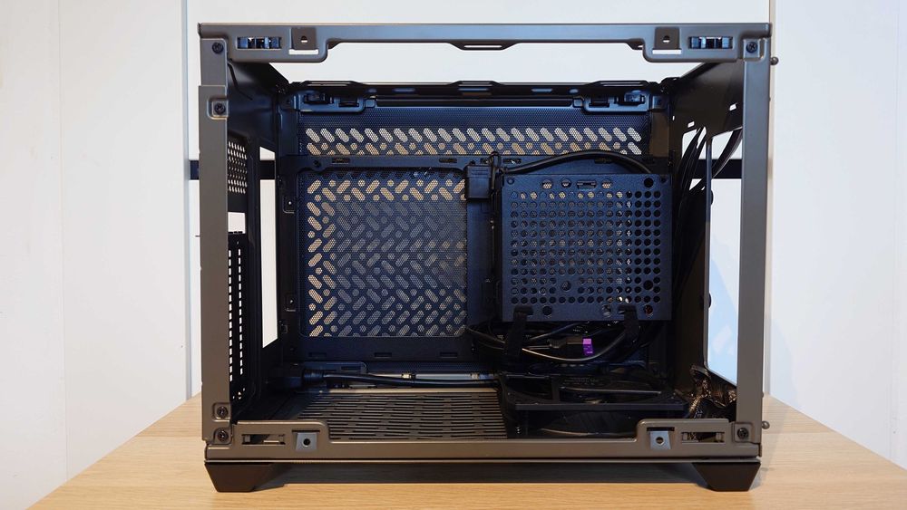 Obudowa Cooler Master NR200P MAX V2 Mini Tower Mini-ITX Szary
