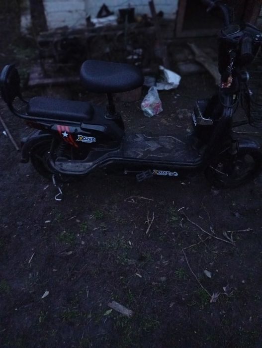 Продам алектро скутер DOZER 500W