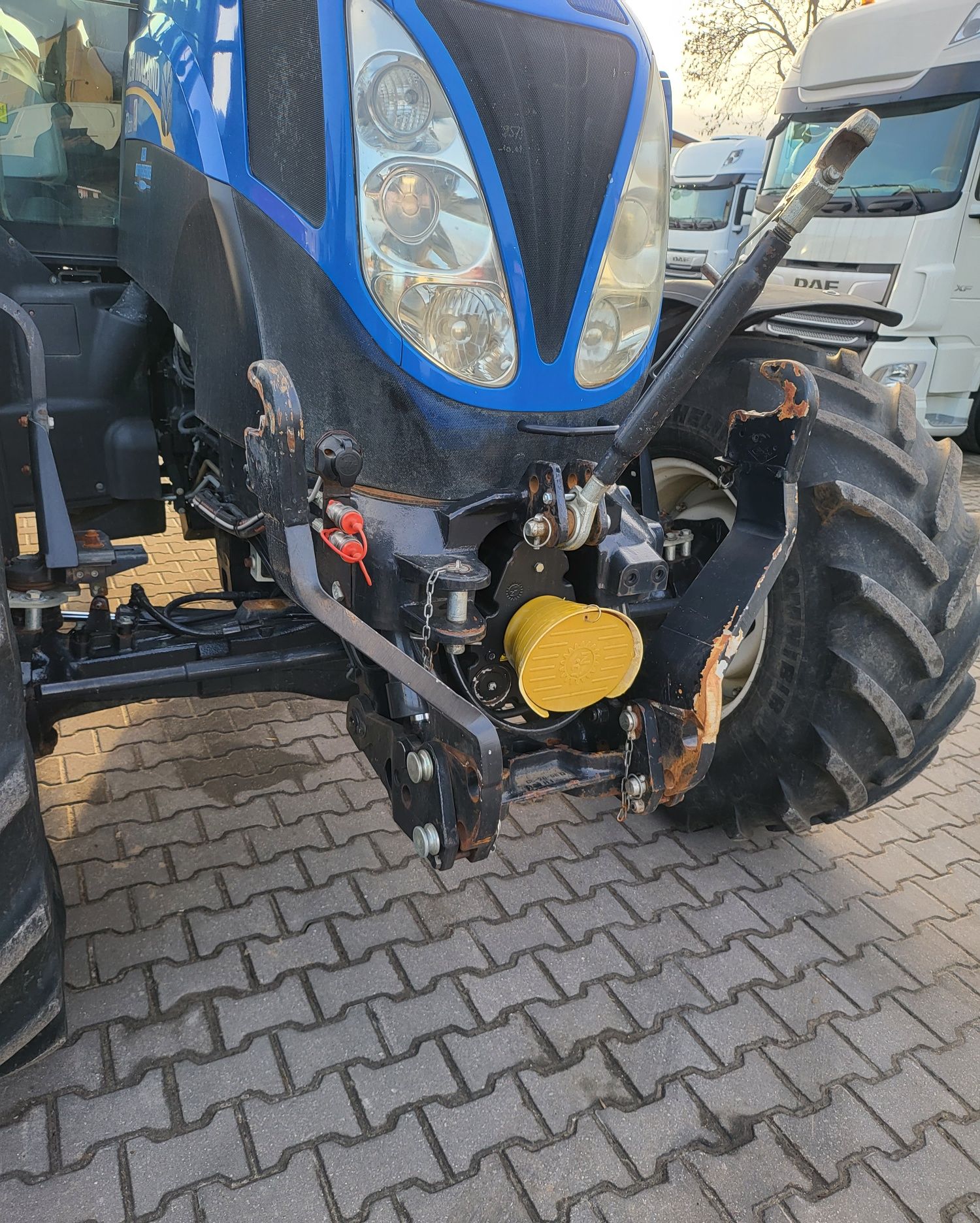 New Holland T7200, 2013, 4600mth
R- 2013, 4600 MTH

R- 2013, 4600 MTH