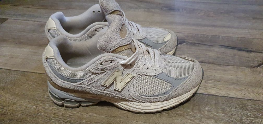 Кроссовки new balance натуральные