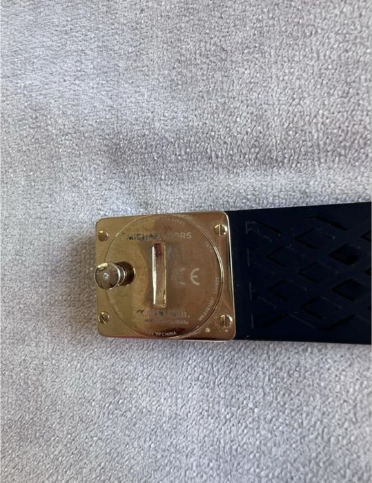 Michael kors фітнес трекер