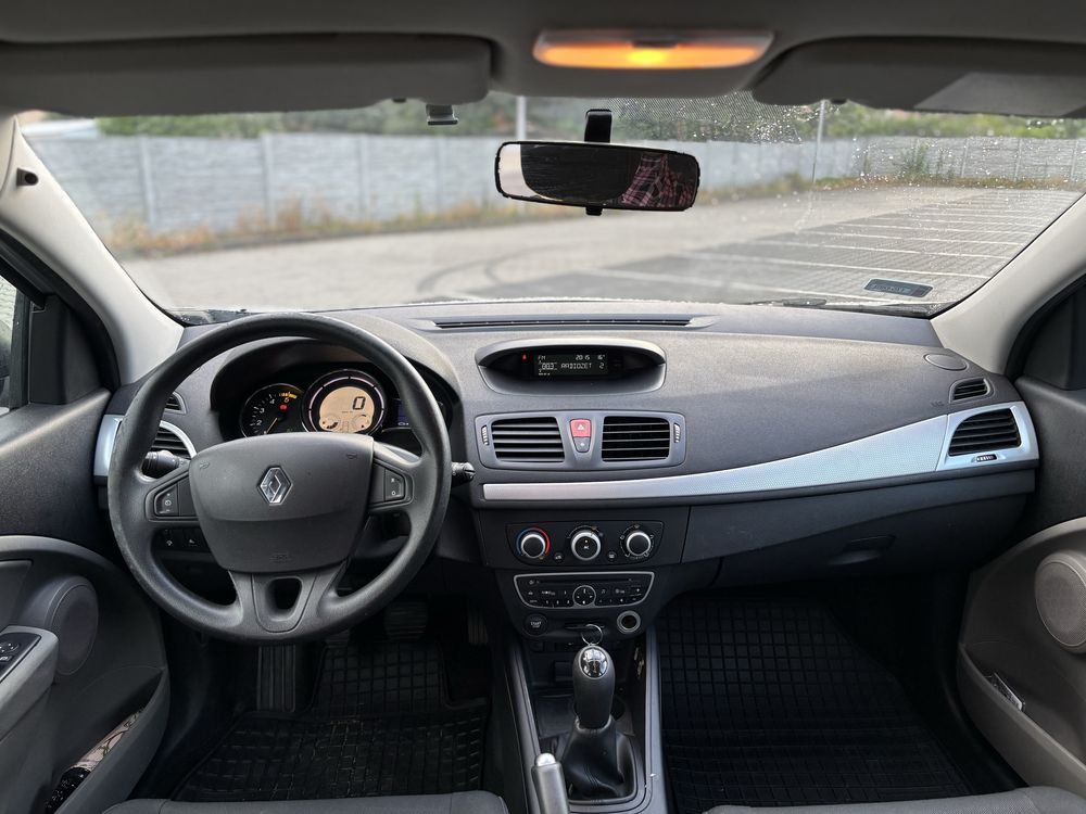 Renault megane 1.5dci(fabrczynie bez dpf i dwumasy) OC i PT maj 2026r
